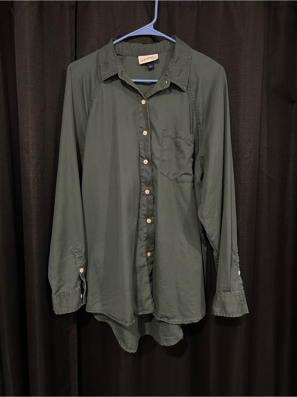 Universal Thread Women's Olive Green Button-Down Shirt